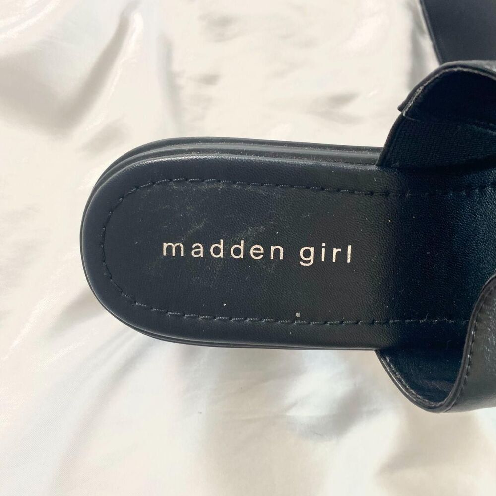 Madden Girl Chunky Open Toe 90s Style Retro Black Platform Slides US 8.5 - Picture 5 of 7
